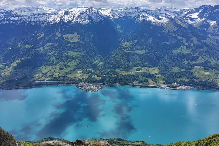 Panoramic Walensee view from Leistkamm Ridge hike on a Zurich guided day trip in the Swiss Alps