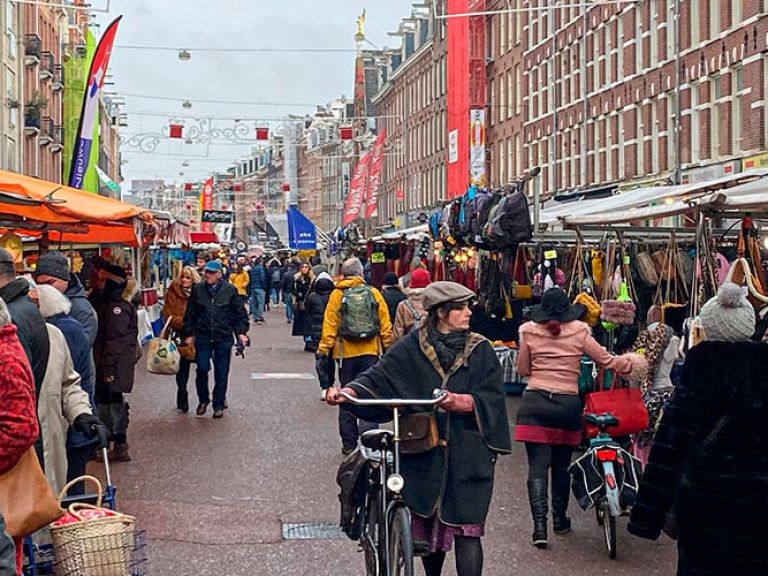 Welcome to the bustling heart of Amsterdam's cultural scene - the Albert Cuyp market! This lively open-air market has been a beloved part of the city's fabric since 1905.
