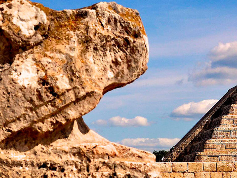 Chichén Itzá, once the capital of the Mayan civilization, is now a popular tourist destination in Mexico. Explore the impressive ruins, including the iconic El Castillo pyramid, and learn about its rich history.