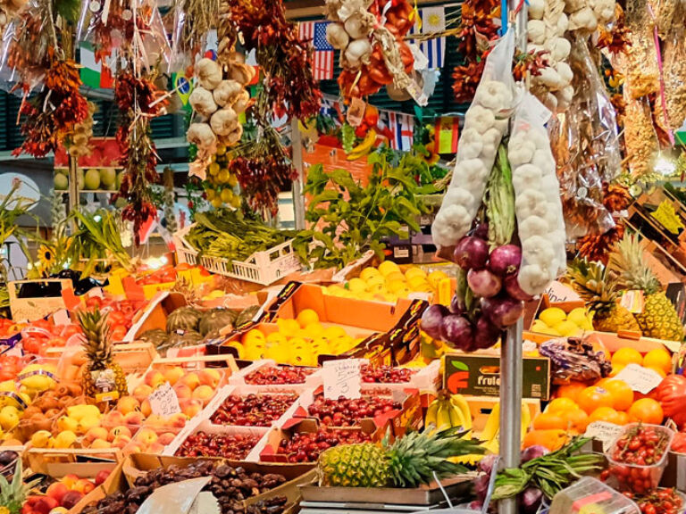 Discover the authentic Italian market experience at Florence Farmers Fresh Market. In the heart of the city, find fresh produce, meats, cheeses, and more. Friendly vendors are ready to assist you in creating a delicious Italian meal.