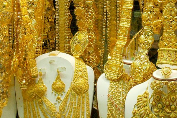 Located in Deira, Dubai's Gold Souk boasts stunning jewelry and gemstones. It's a top UAE attraction, offering shimmering gold and radiant jewels. Explore on Visit Dubai!