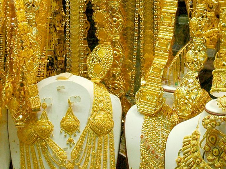 Located in Deira, Dubai's Gold Souk boasts stunning jewelry and gemstones. It's a top UAE attraction, offering shimmering gold and radiant jewels. Explore on Visit Dubai!