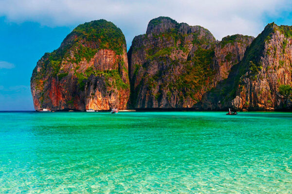 Maya Bay is a beautiful Turquoise Bay located on the Phi Phi Ley island in Krabi Province, Thailand. It's become world-famous as the location used for the 2000 film "The Beach" starring Leonardo Dicaprio.
