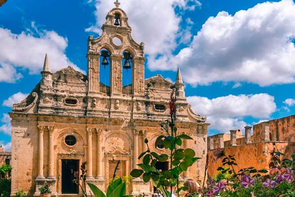 The Arkadi Monastery, nestled in Crete's heart, holds great religious and cultural importance. A renowned Byzantine-era site, it has been a center of worship and cultural significance for centuries.