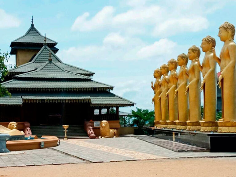 Nelligala Buddhist Temple, perched atop scenic Nelligala hillock, boasts an iconic octagonal dagoba. It holds a revered spot in Sri Lankan Buddhism, being where Buddha is believed to have stayed a night. Legend tells that Naga shielded Buddha from a storm here, and his spirit is thought to linger.