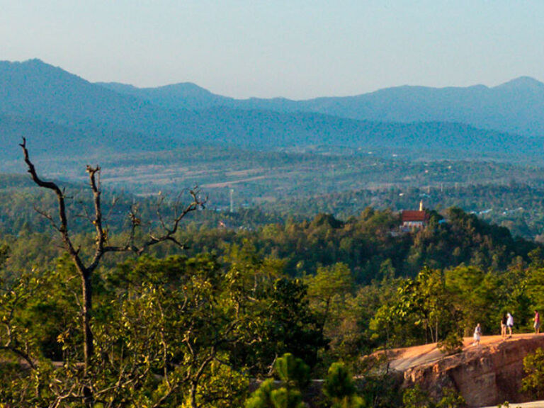 Pai Canyon, also known as Kong Lan, is an incredibly scenic canyon located in Pai, Thailand. The Pai Canyon offers stunning valley views and is one of the most reputable hiking trails in the area.