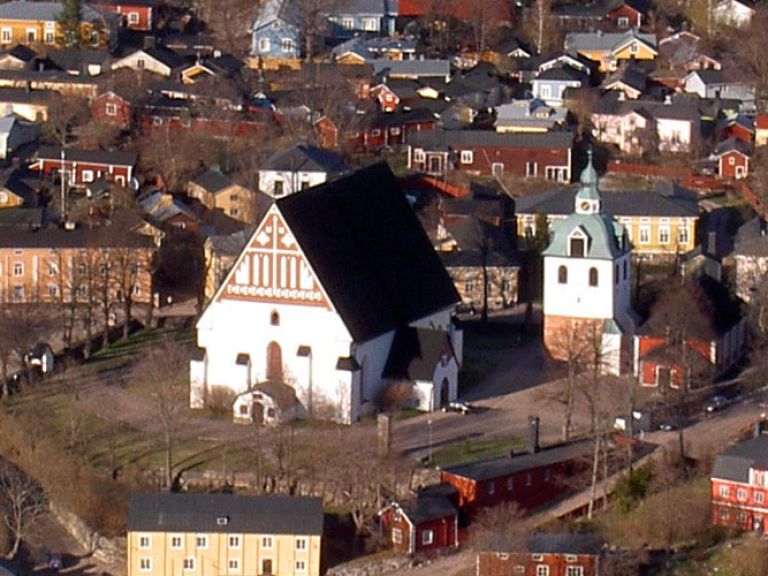 Porvoo Cathedral, an Evangelical Lutheran church in southern Finland, showcases vernacular Gothic architecture. Built in the 14th century, this local landmark has seen several renovations and expansions throughout its history.