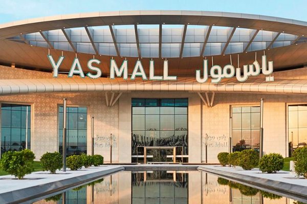 Yas Mall in Yas Island, Abu Dhabi is a global tourist hotspot with diverse shopping, dining options, and top international brands.