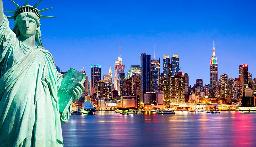 New York City Panorama: The Statue of Liberty, the Empire State, the Hollywood sign, the neon of Las Vegas, the Golden Gate and the White House have been global icons for a long time, and are known to everyone, even those who have never visited the United States of America.