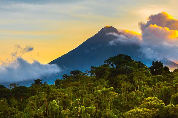Central America is the southern portion of the continent of North America. Central America is a wonderful natural bridge that connects North America with South America and is made up of 7 countries: Belize, Honduras, Guatemala, Nicaragua, El Salvador, Costa Rica and Panamá.