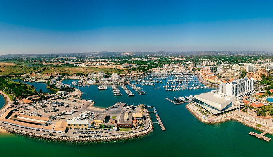 Unveiling Vilamoura. Welcome to Vilamoura, a vibrant coastal town in the heart of the Algarve. Nestled between the Atlantic Ocean and captivating natural landscapes, Vilamoura offers an irresistible blend of beauty, relaxation, and entertainment.