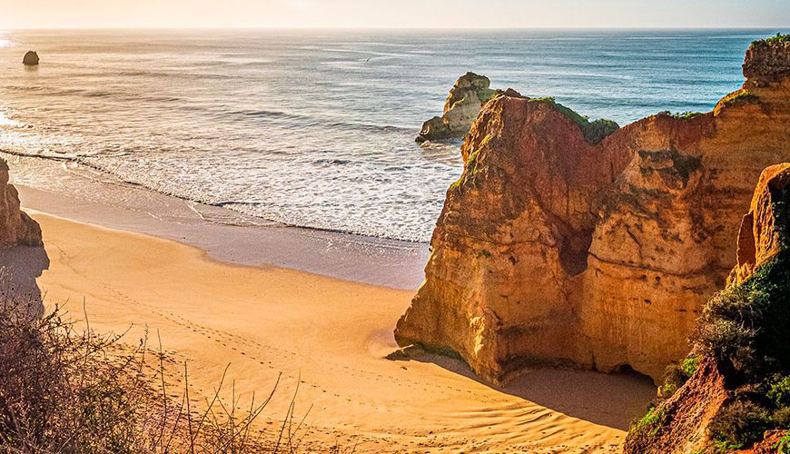 Nestled on the southern coast of Portugal, Portimão is a captivating destination renowned for its stunning beaches, vibrant atmosphere, and rich maritime heritage.