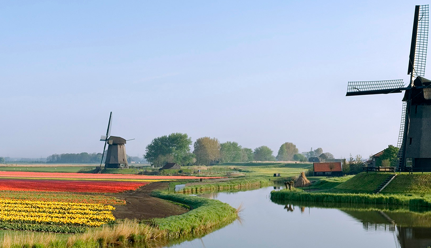 Welcome to the Netherlands, a captivating country where timeless charm meets modern allure. Discover a land of picturesque landscapes, rich history, and vibrant culture that promises an unforgettable experience for every traveler.