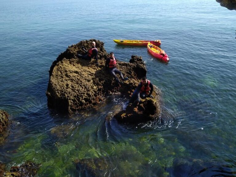 Kayak Adventure Arrábida - Get ready for a full day adventure to explore Arrábida Natural Park. We sail along an untouched...