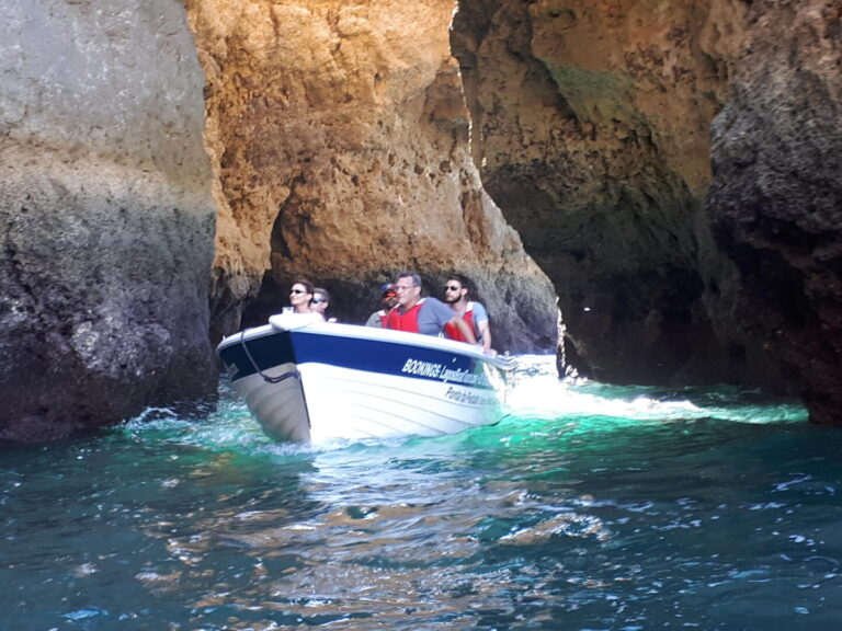 Coastal Boat Trip to Ponta da Piedade in Lagos, Algarve.