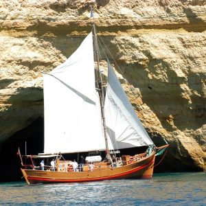 Beach BBQ Cruise On Leãozinho From Albufeira.