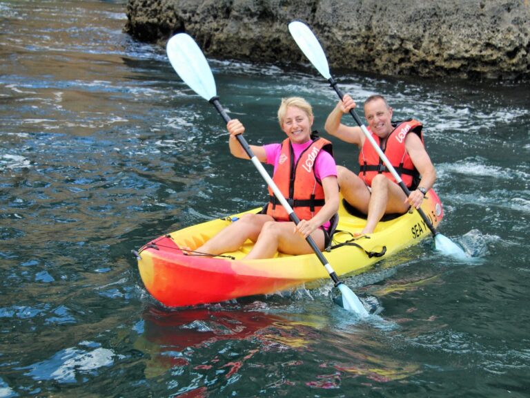 Kayak Lagos Adventure: Experience the breathtaking beauty of the Algarve coast with our Kayak Lagos Adventure, an incredible excursion suitable for couples, friends, and families.