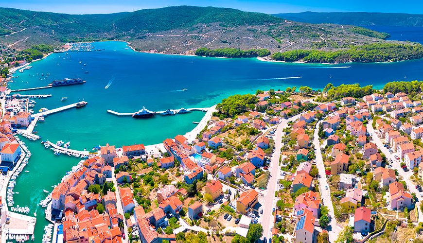 Discover Kvarner, a picturesque region on the Adriatic coast, renowned for its stunning landscapes, crystal-clear waters, and charming coastal towns. Whether you seek relaxation, adventure, or cultural experiences, Kvarner has something special in store for every traveler.