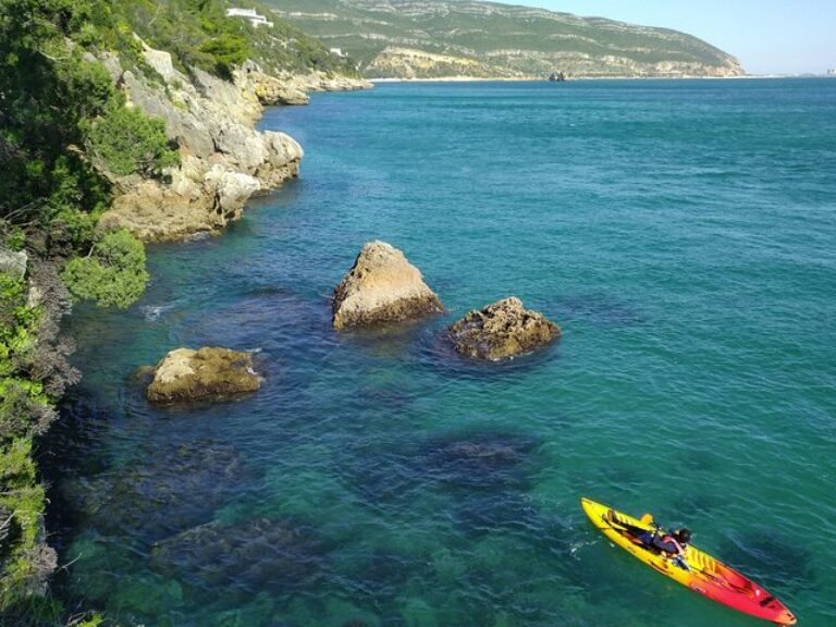 Kayak Adventure Arrábida - Get ready for a full day adventure to explore Arrábida Natural Park. We sail along an untouched...