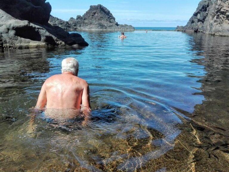 Porto Moniz 4×4 West tour - Starting with pickup from your hotel or accommodation, climb aboard for a ride to Serra d'Água...