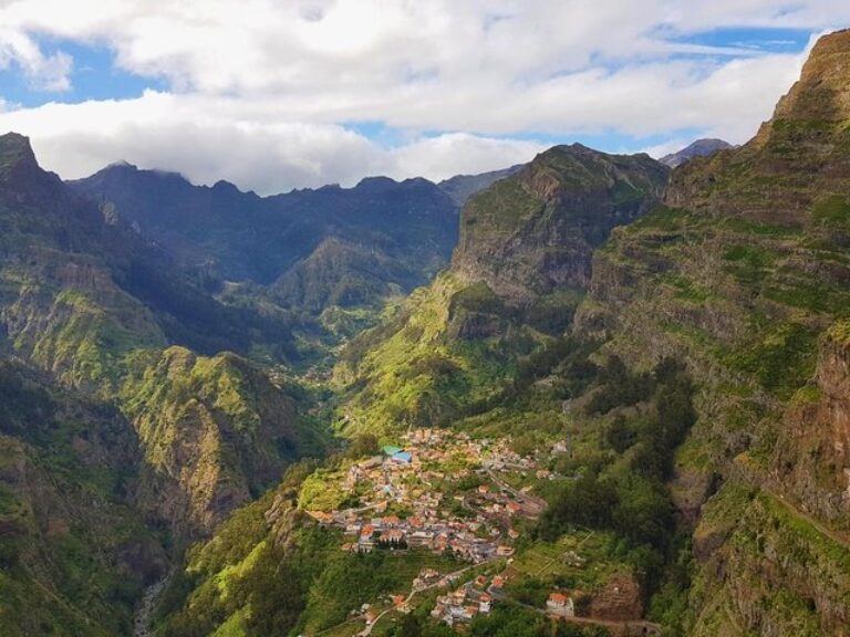 Corral Of The Nuns - Curral das Freiras is a small village, surrounded by huge mountains, in the heart of the Island.