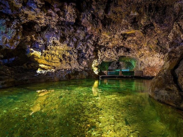 Northwest + Southwest & Caves - Visit the northwestern part of the island, starting in the São Vicente caves, heading to the...