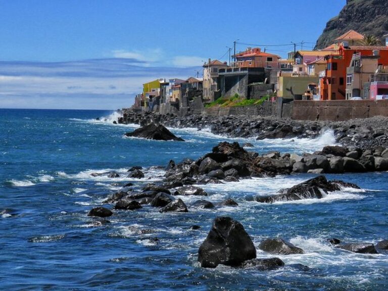 Southwest of Madeira and Calheta Paul do Mar 4×4 Full-Day Tour