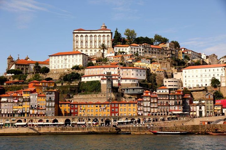 Porto City Tour Half Day With Dinner And Live Fado Show - For an alternative program, we have prepared a half-day City...