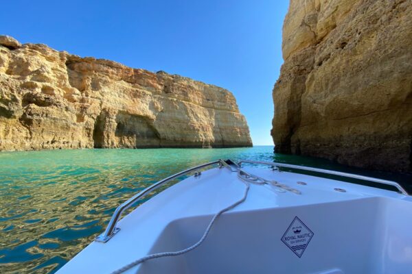 Private Boat Tour To Benagil Cave From Portimão (4 hours).