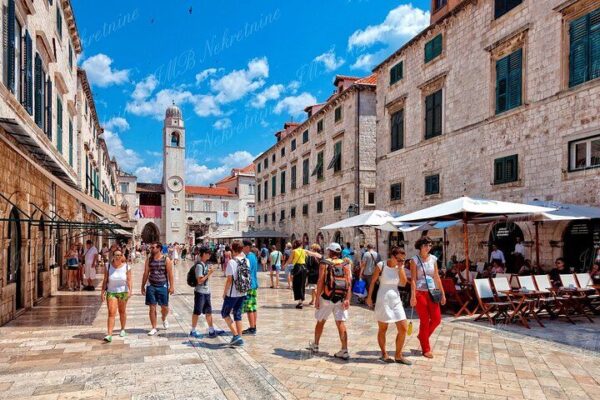 1-Hour Historical Group Walking Tour In Dubrovnik