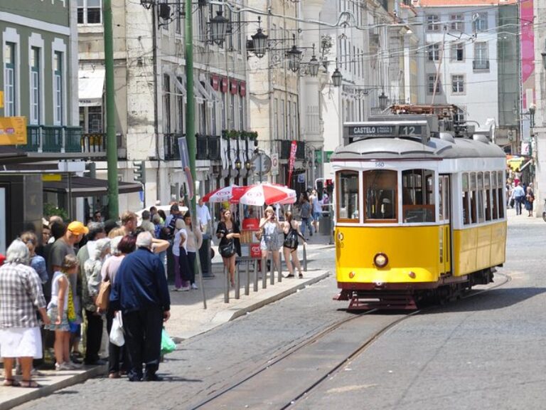 An Introduction To Lisbon - Half Day Tour