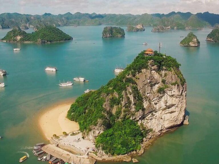 2 Days 1 Night Experience On Halong Bay ( Budget Cruises - Full Activities )