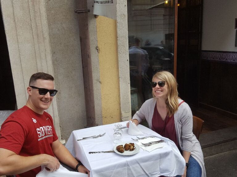 Street Food PRIVATE e-bike Tour
