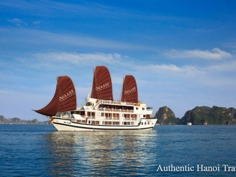 Boutique 4 Star Cruises In Halong Bay: Kayaking, Swimming, Squid Fishing And Caving