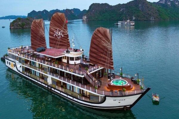 Orchird Cruises – Top Notch Cruise To Visit Halong Bay And Lan Ha Bay ( 1 night)