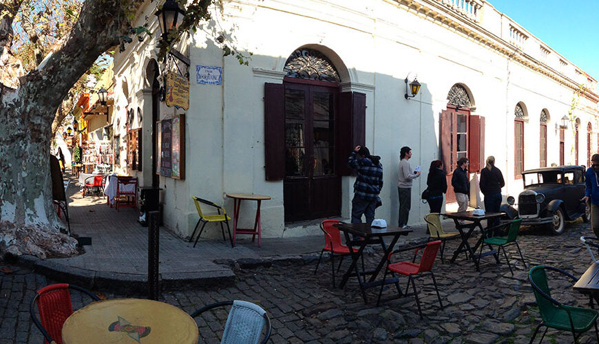 Colonia Del Sacramento: If you're looking for a unique and historic vacation destination, look no further than Colonia del Sacramento!This small city in Uruguay is full of charm, with its Spanish colonial architecture and winding streets. There are plenty of things to see and do in this city, from exploring the city's history at the Museum of Portuguese Colonial History to strolling along the beautiful waterfront promenade.