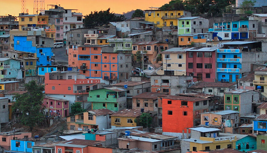 Welcome to Guayaquil, Ecuador! This vibrant city is situated on the bank of the Guayas River and is known for its beautiful parks, architecture, and friendly people. Guayaquil is the perfect place to relax and enjoy some of the best touristic attractions in Ecuador.