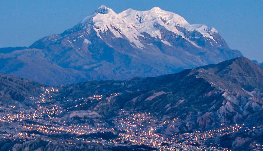 La Paz, nestled between the nearby locations of Oruro and Lake Titicaca, is more than just the administrative capital of Bolivia. It's a city that thrills and surprises at every turn, where rich history, vibrant culture, and stunning landscapes intertwine.