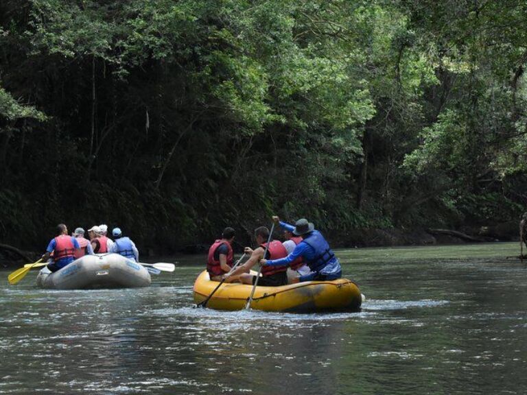 Safari Float (Peñas Blancas River)