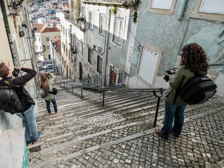 Lisbon Walking Tour With A Photographer – Morning Edition
