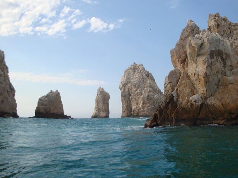 5-Hour Combo Tour: City Tour of Cabo San Lucas and Beach Day