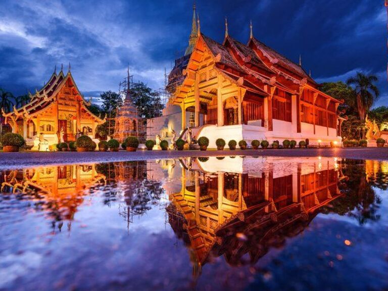 Chiang Mai Temples And City History Small Group Tour – Half Day. Journey through time as you immerse yourself in the spiritual and historical wonders of Chiang Mai, Thailand's northern jewel. On this curated half-day experience, uncover the tales behind four of Chiang Mai’s most revered temples, making it an essential pit stop for culture enthusiasts and history buffs alike.