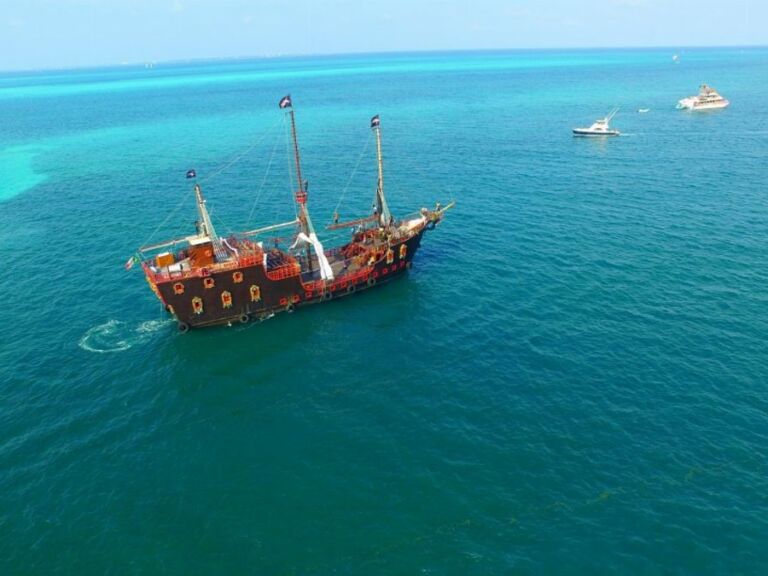 Cancun Pirate Cruise Jolly Roger