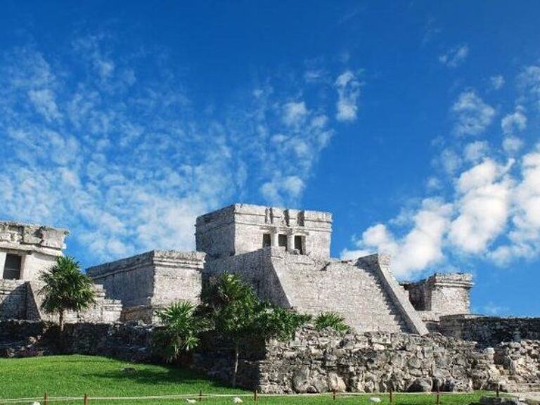 Tulum and Xel-Há All-Inclusive Day Trip from Playa del Carmen