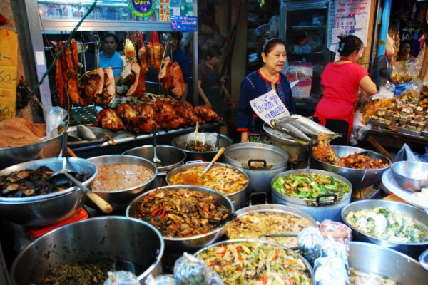 Discover the Secret of Chinatown Walking Tour with Food Tasting