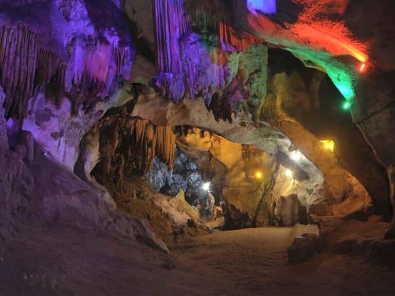 Chiang Dao Cave Trekking Small Group Tour – Full Day. Dive into the depths of the breathtaking Chiang Dao caves, less than two hours from Chiang Mai. With intricate networks of stalactites and stalagmites, these caves offer a unique exploration experience. Journey through the five mesmerizing limestone caverns beneath the mountains, guided only by the soft glow of gas lanterns. Feel the cool ambiance and absorb the mysterious atmosphere, as you navigate this underground wonder.