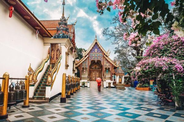 Doi Suthep and Wat Pha Lat Sunrise Small Group Tour – Half Day