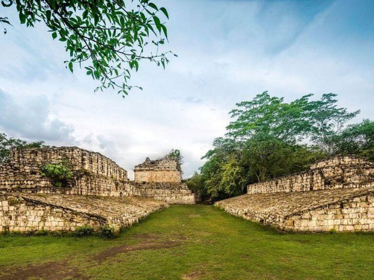 Full-day tour to Ek Balam and Native Park Yucatán