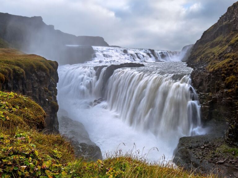 Golden Circle And Whale Watching: For an unforgettable action-packed day, take Iceland´s most iconic tour, the Golden Circle, and afterward head out to sea for an evening of whale watching.