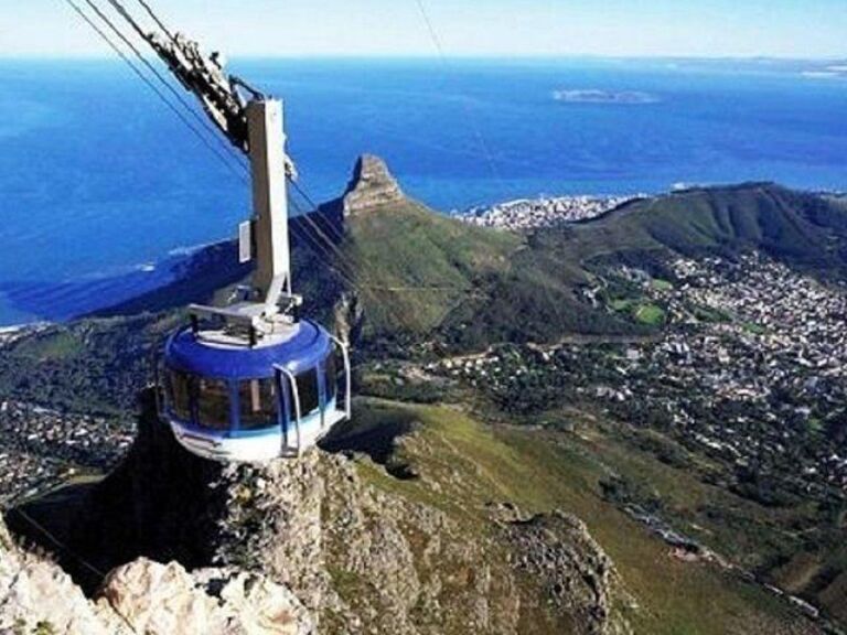 ( Cape Town Private ) Bo - Kaap City Center Tour & Table Mountain Car Away